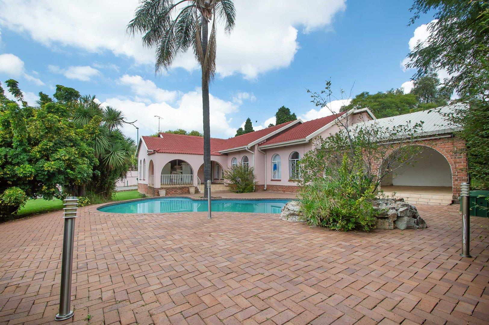 4 Bedroom House for sale in Fairland 9 Ohlhoff Road P24114222244