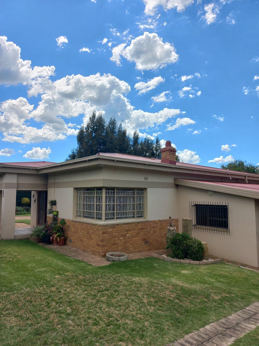 3 Bedroom House for sale in Reitz P24114222921