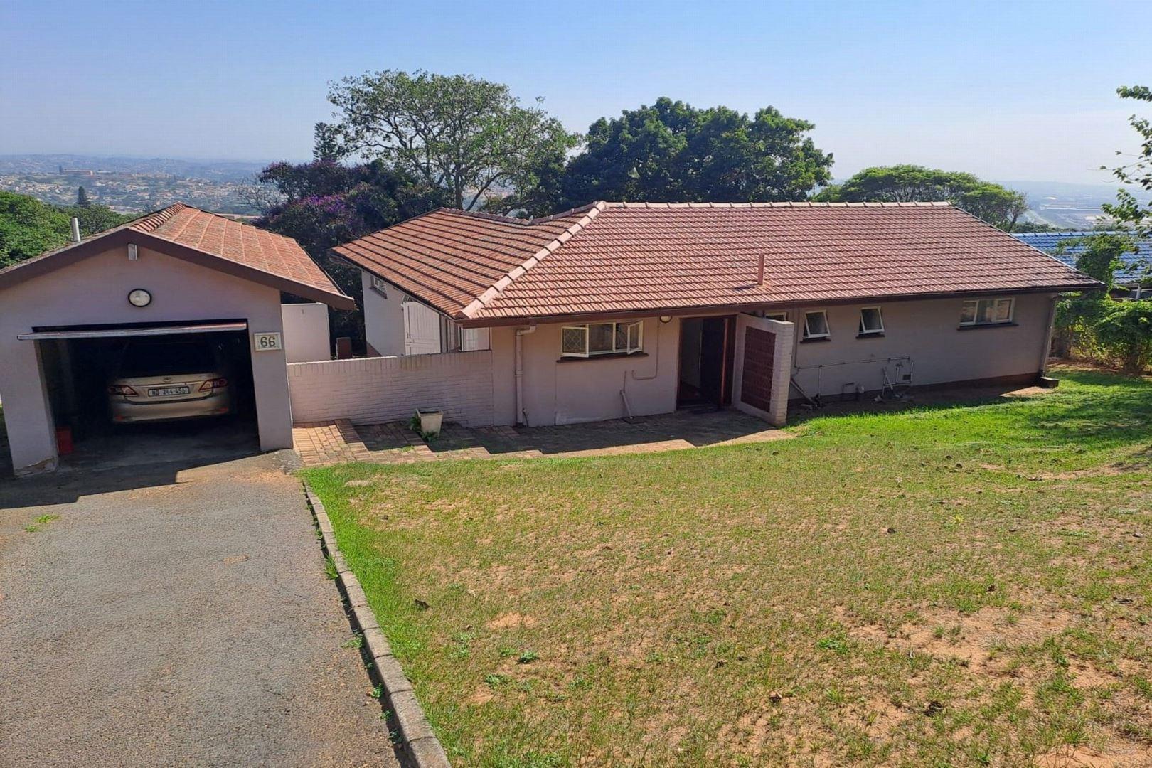 Athlone Park Property Property and houses for sale in Athlone Park