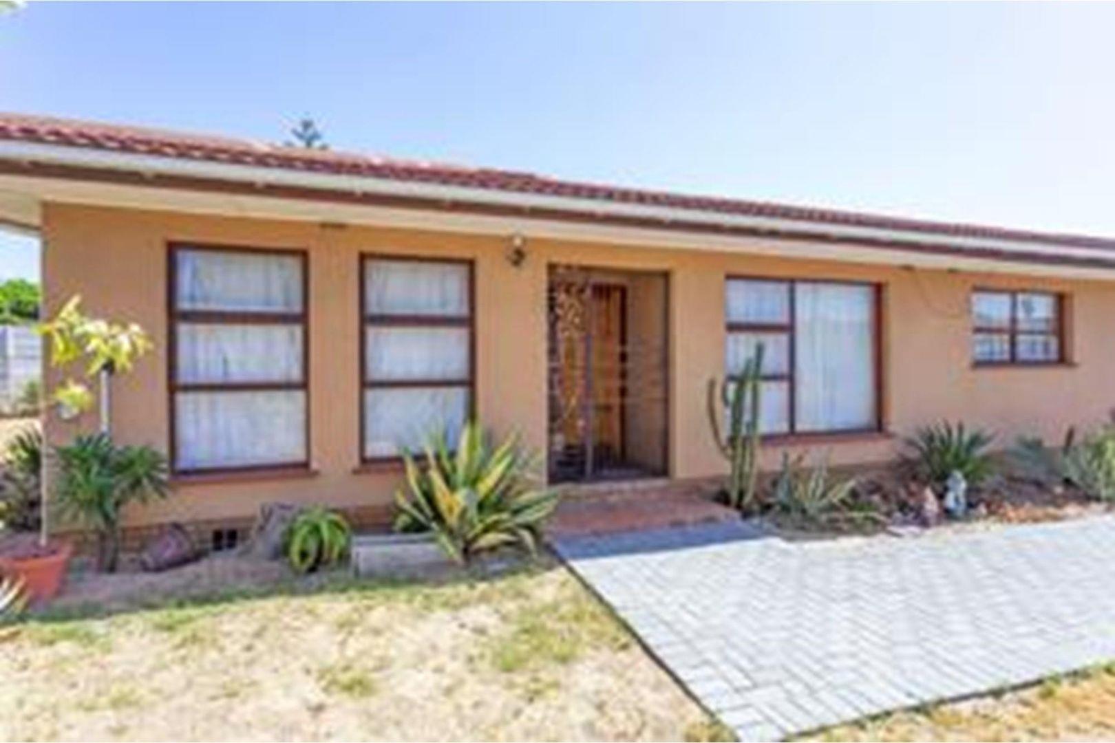 Peerless Park North Property Property and houses for sale in Peerless Park North