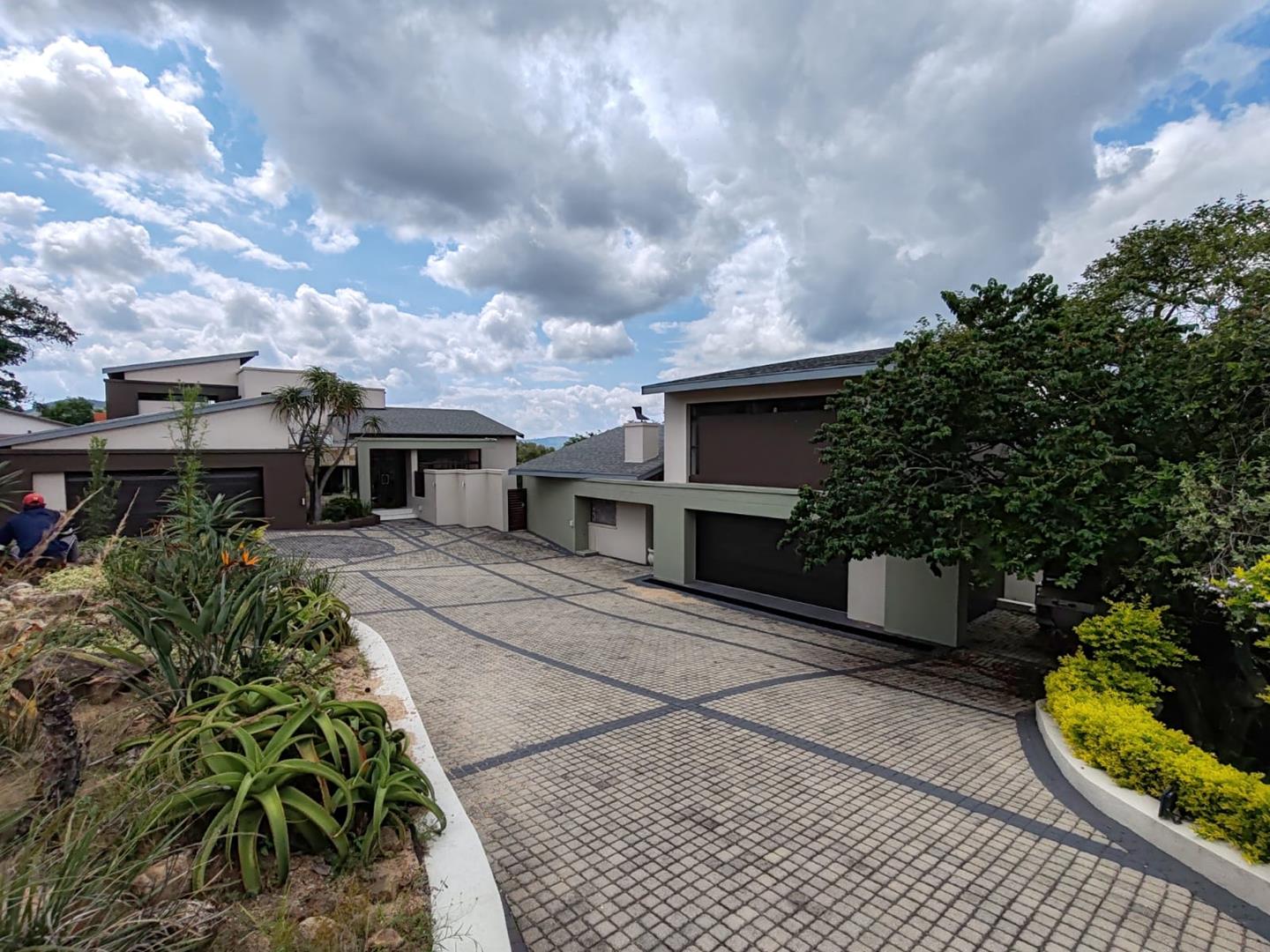 5 Bedroom House for sale in Drum Rock P24114225156