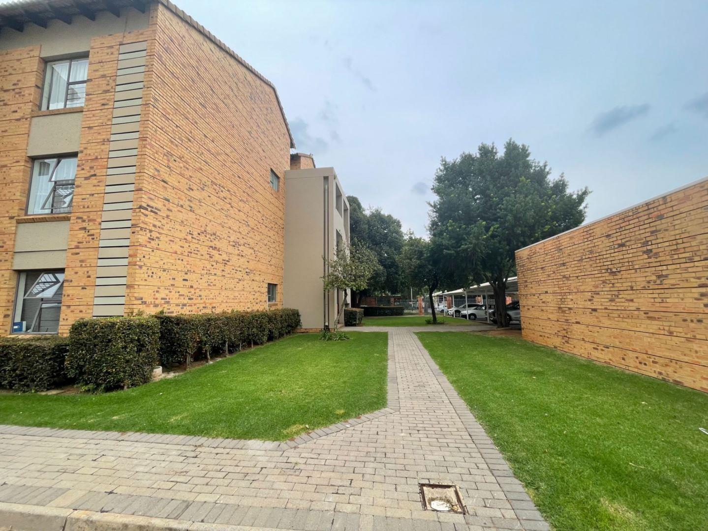 1 Bedroom Apartment / flat for sale in Hatfield P24114225791