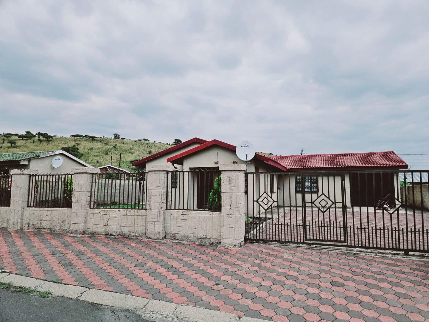 6 Bedroom House for sale in Acaciaville P24114225985