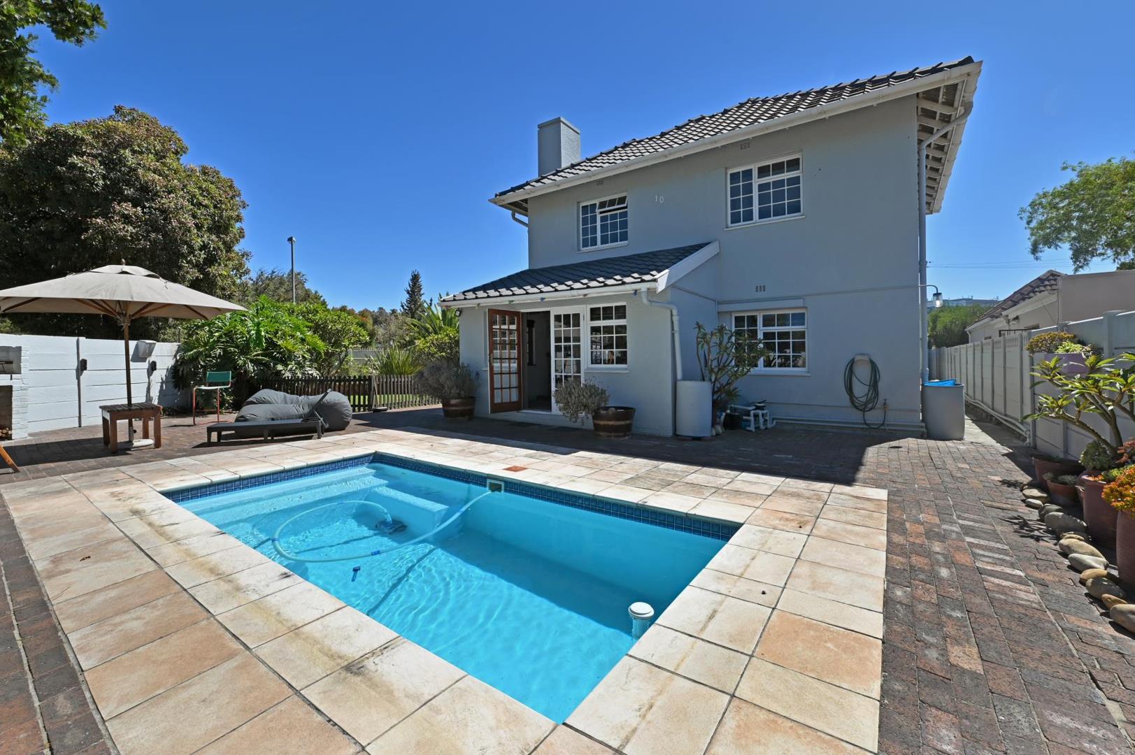 Pinelands, Cape Town Property Property and houses for sale in