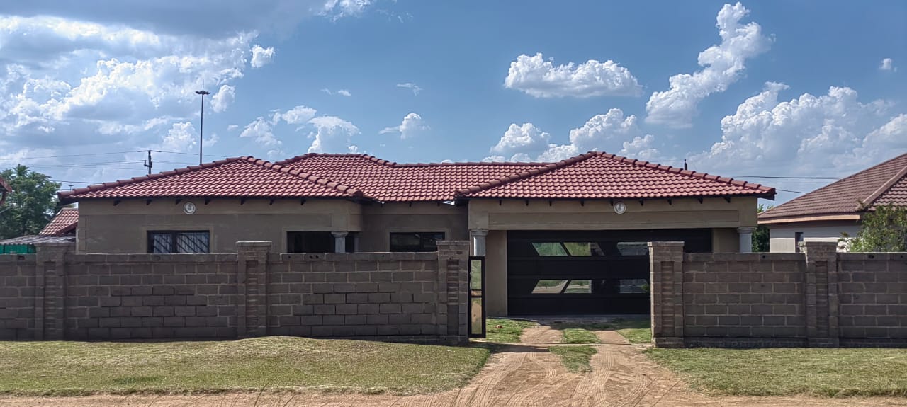 3 Bedroom House for sale in Osizweni P24114227551