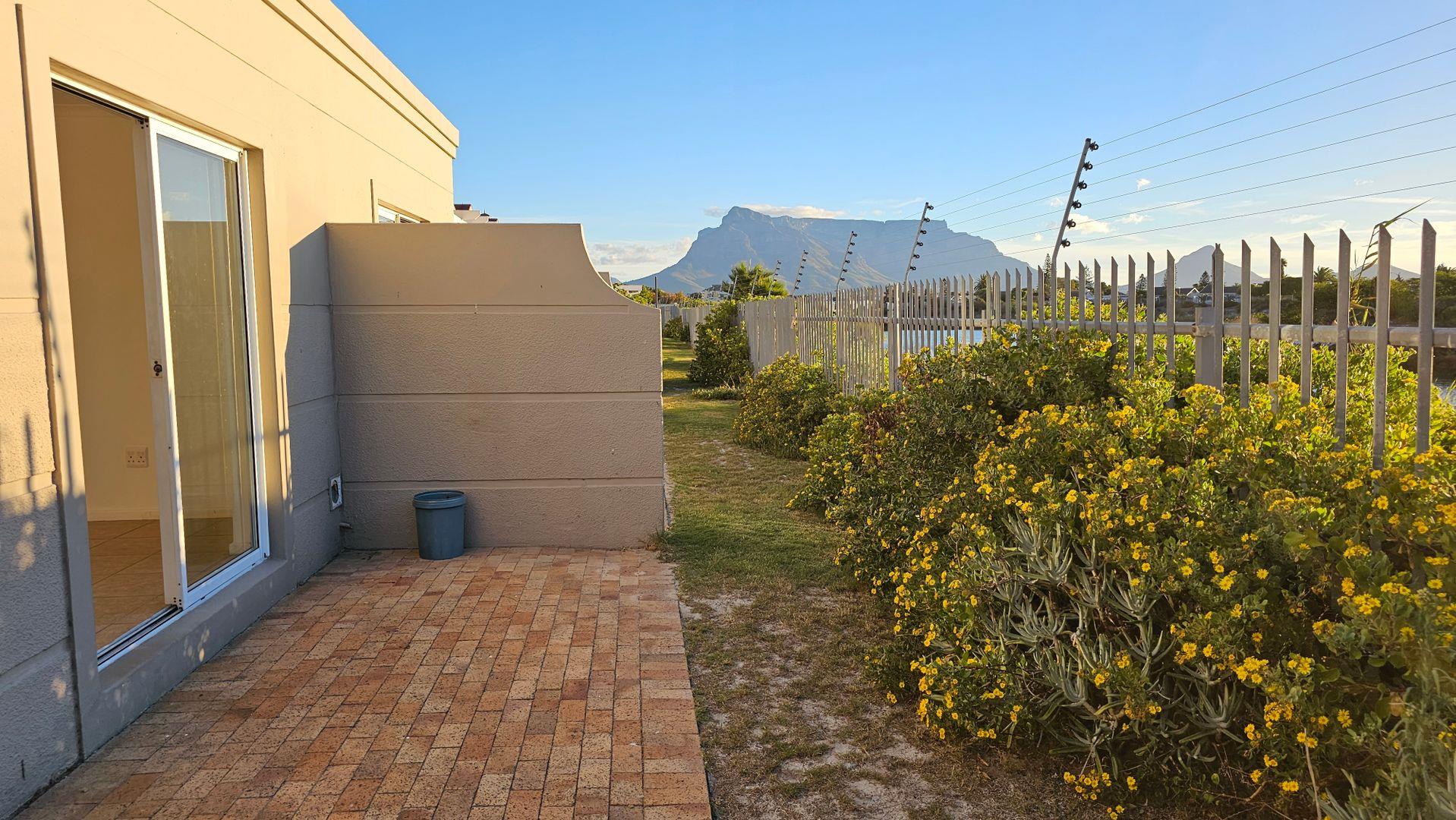 2 Bedroom Apartment / flat for sale in Century City P24113987157