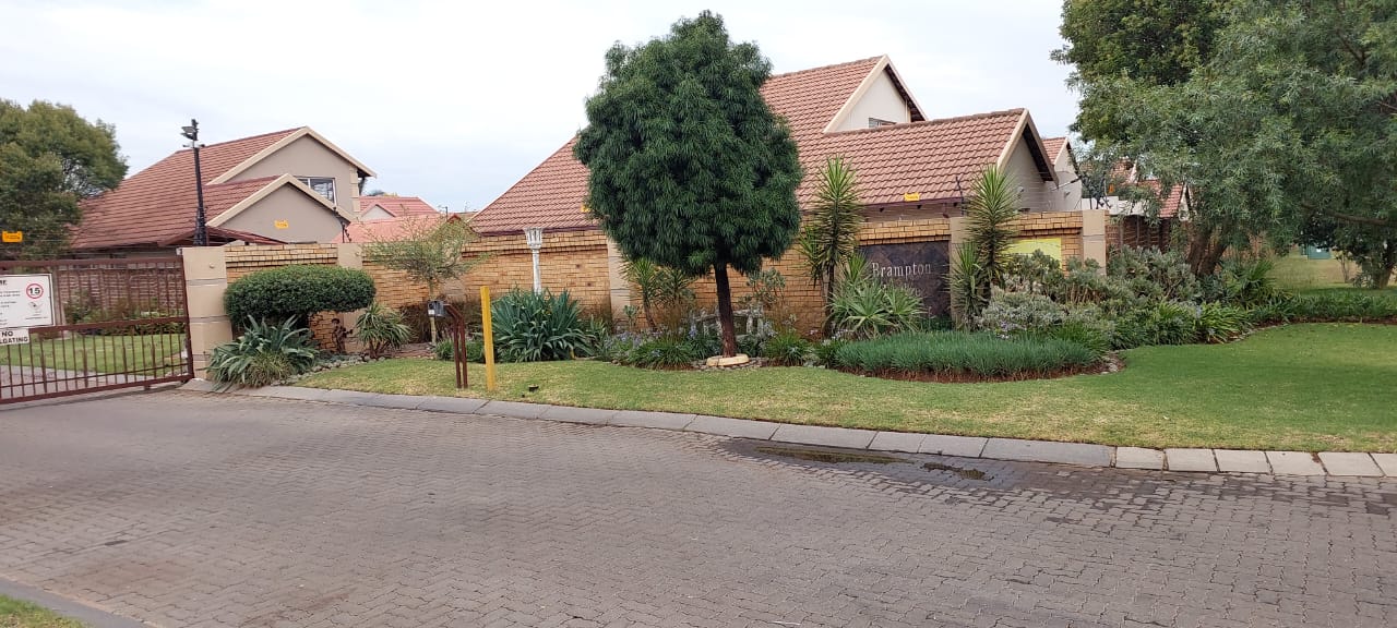 Pomona Property Houses for sale in Pomona