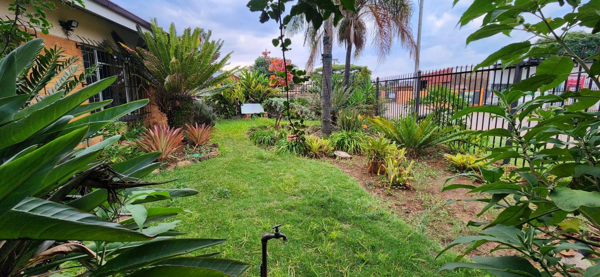 4 Bedroom House for sale in East Lynne P24114230296