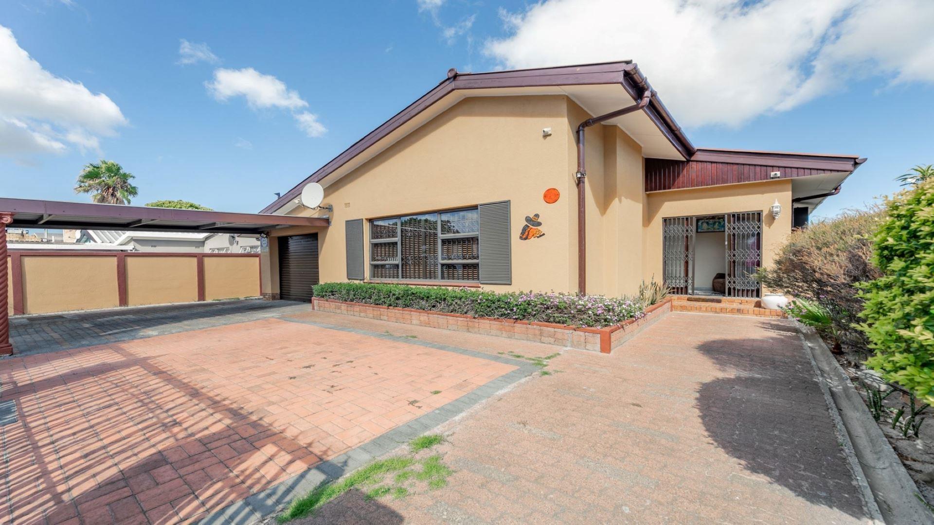 3 Bedroom House for sale in Vasco Estate 175 De Villiers Street P24