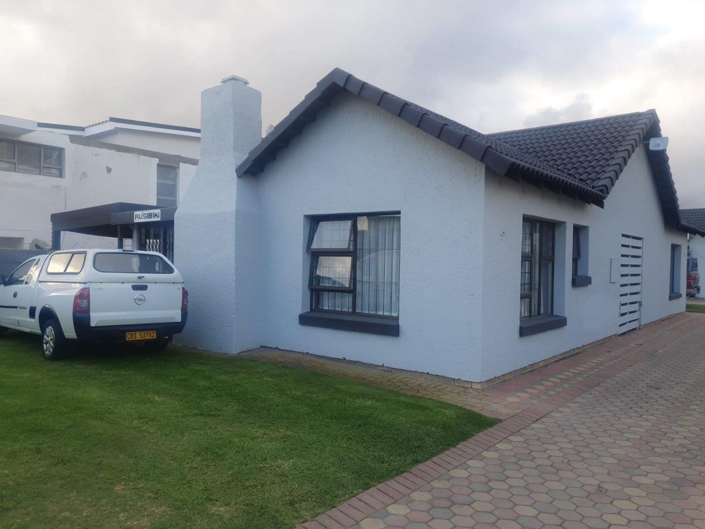 Diaz Beach Property Property and houses for sale in Diaz Beach