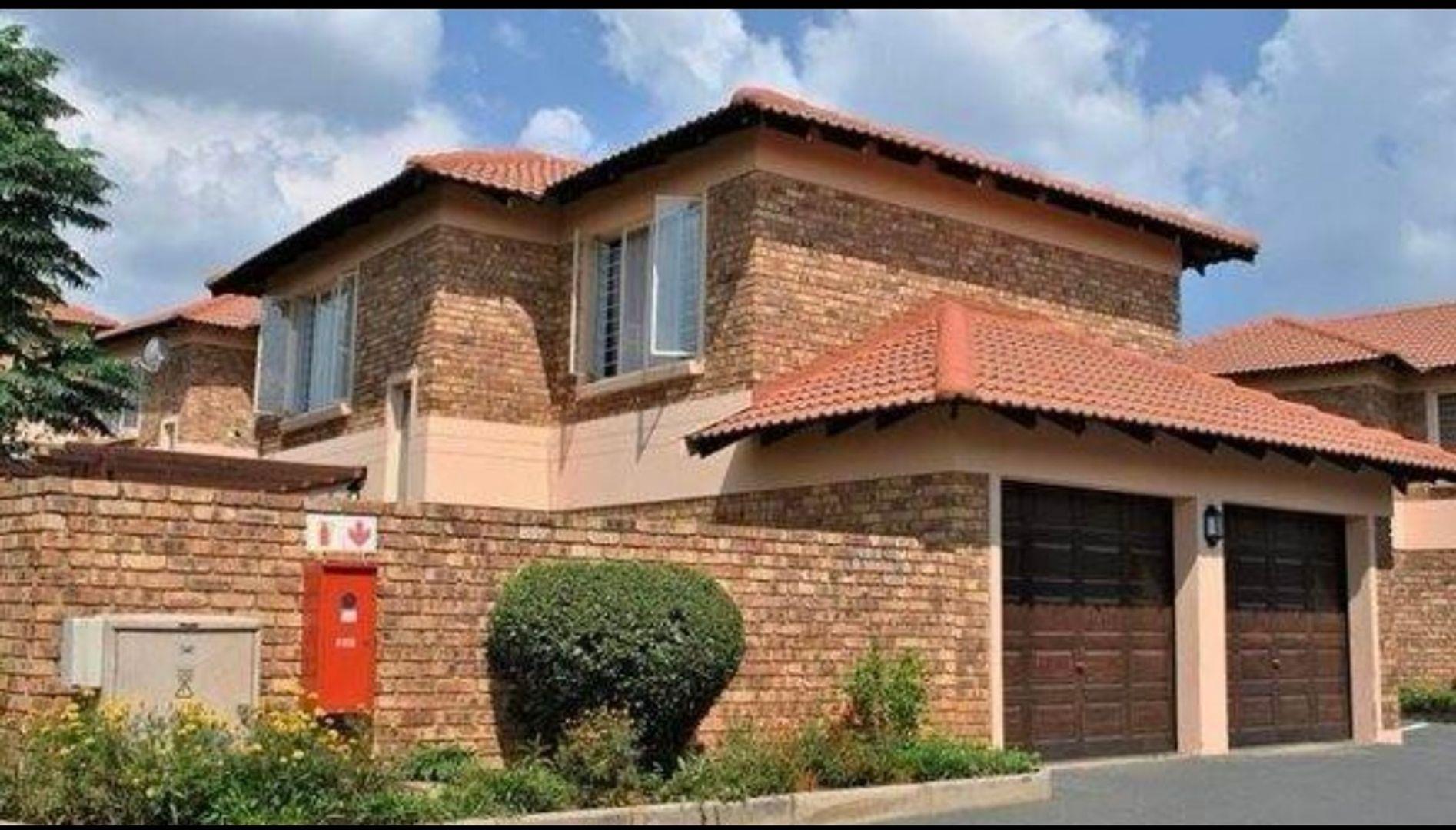 3 Bedroom Townhouse for sale in Kyalami Hills Monta Cenere, 33