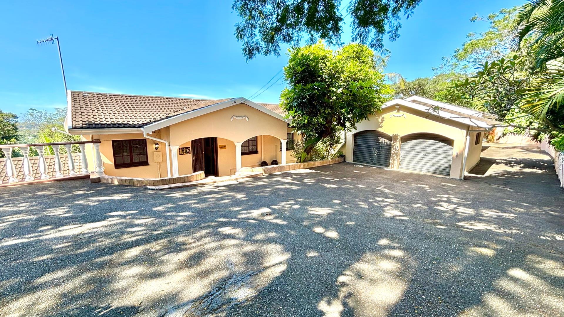 4 Bedroom House for sale in Westville P24114231844