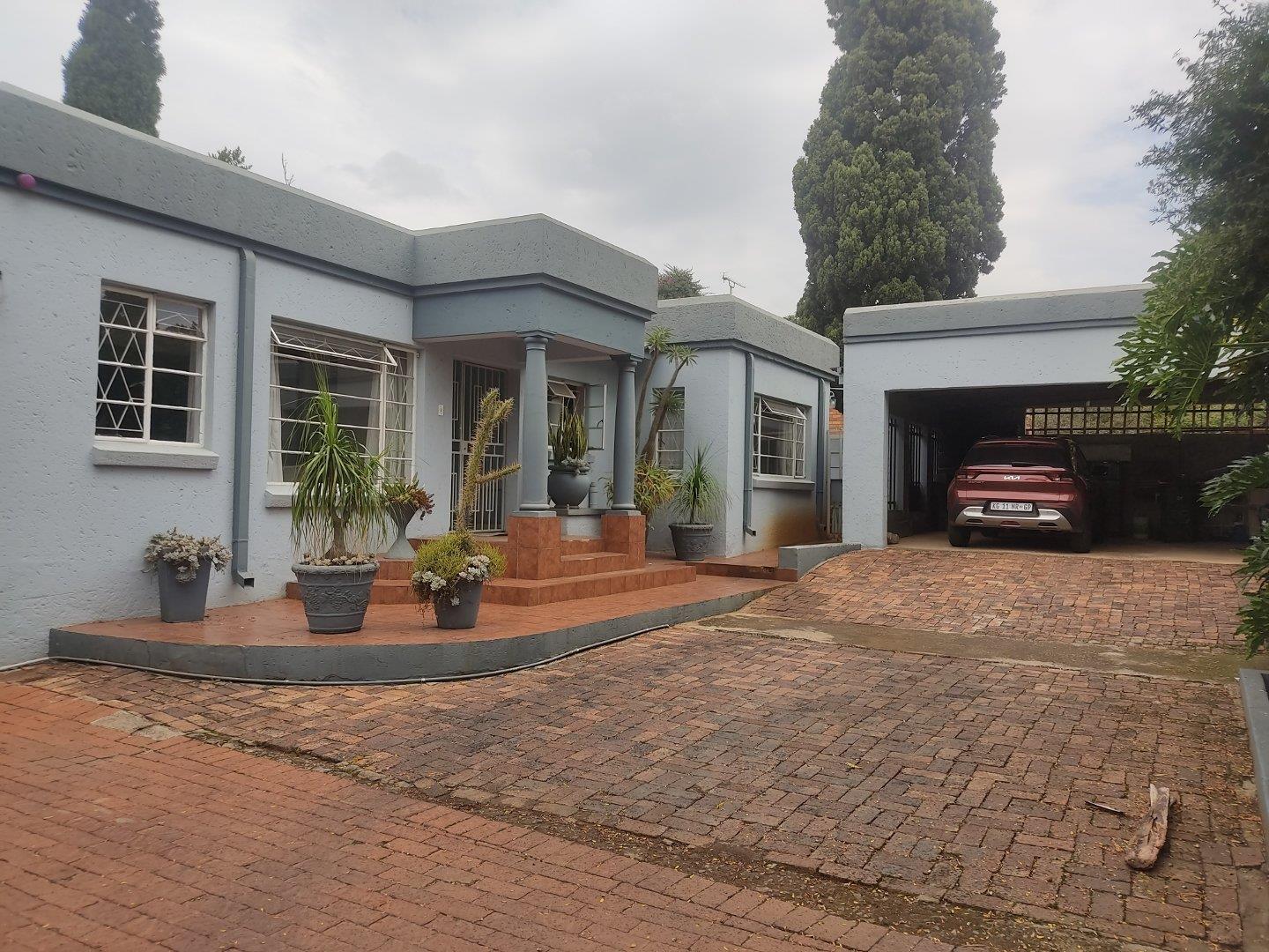 3 Bedroom House for sale in Hurlyvale 35 Horwood Road P24114232330