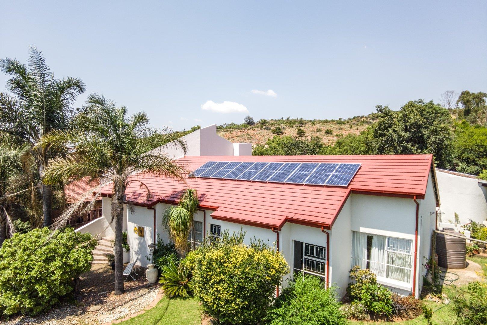 4 Bedroom House for sale in Overkruin P24114232571