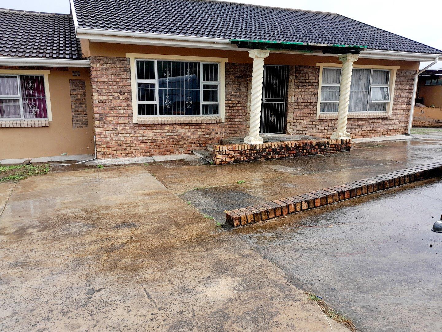 3 Bedroom House for sale in Haven Hills P24114233227