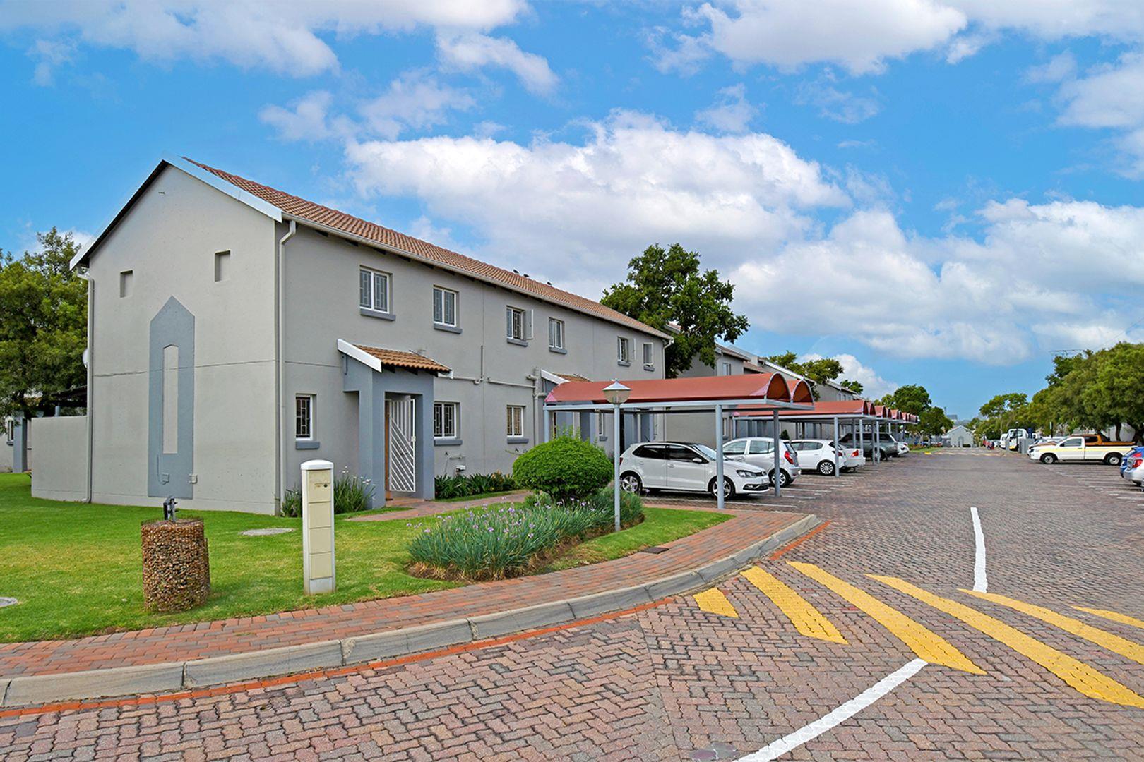 2 Bedroom Apartment / flat for sale in Greenstone Hill 145 Ss Aloe