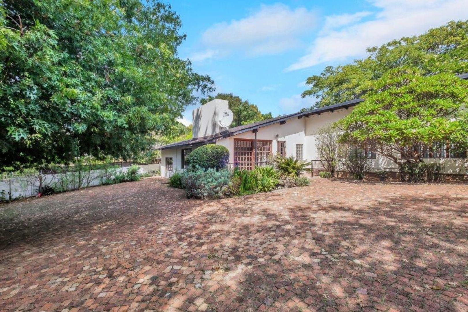 3 Bedroom House for sale in Blairgowrie 57 Olympic P24114235114