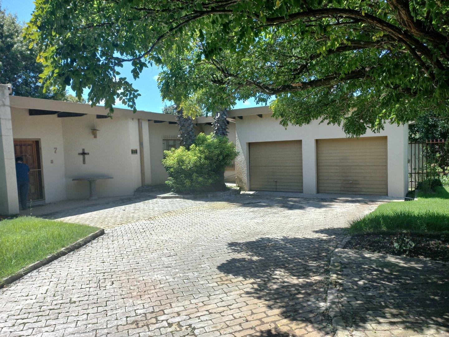 4 Bedroom House for sale in Reitz P24114235678