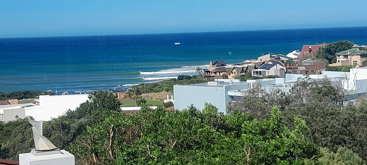 3 Bedroom House for sale in Wavecrest P24114236003