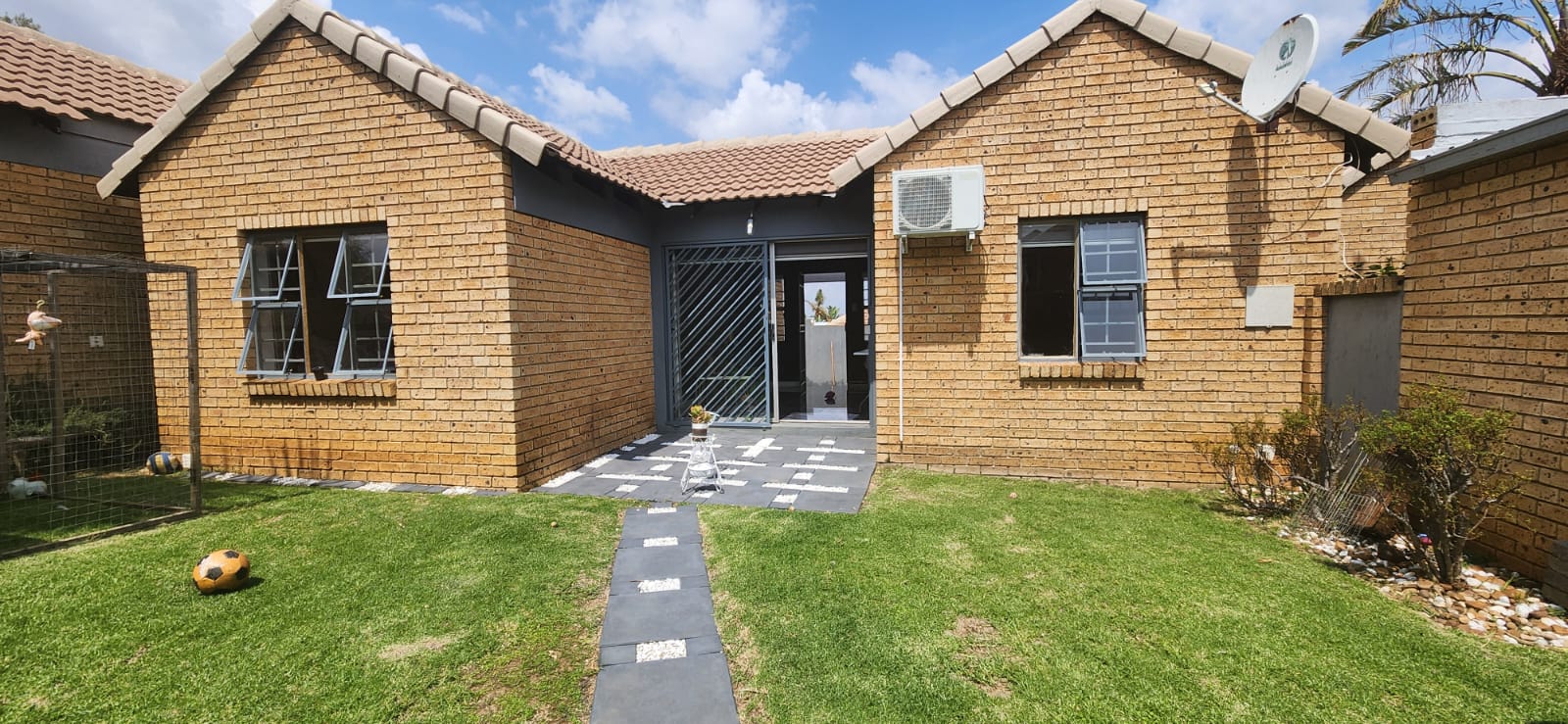 Townhouses for sale in Midrand Midrand Property