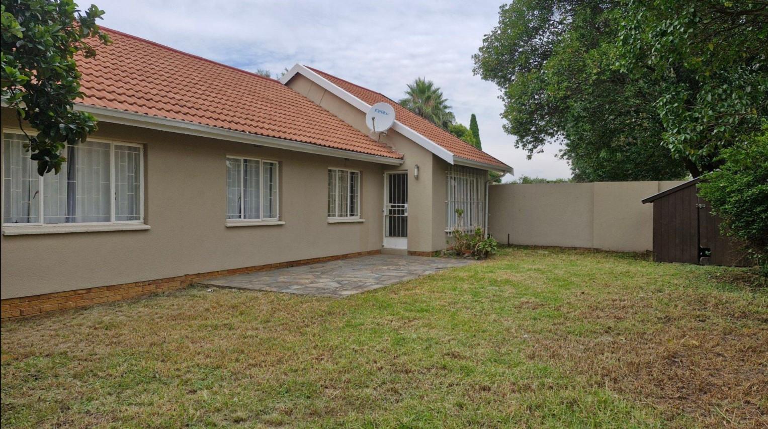 3 Bedroom House for sale in Impala Park 14 Findel Road P24114237633