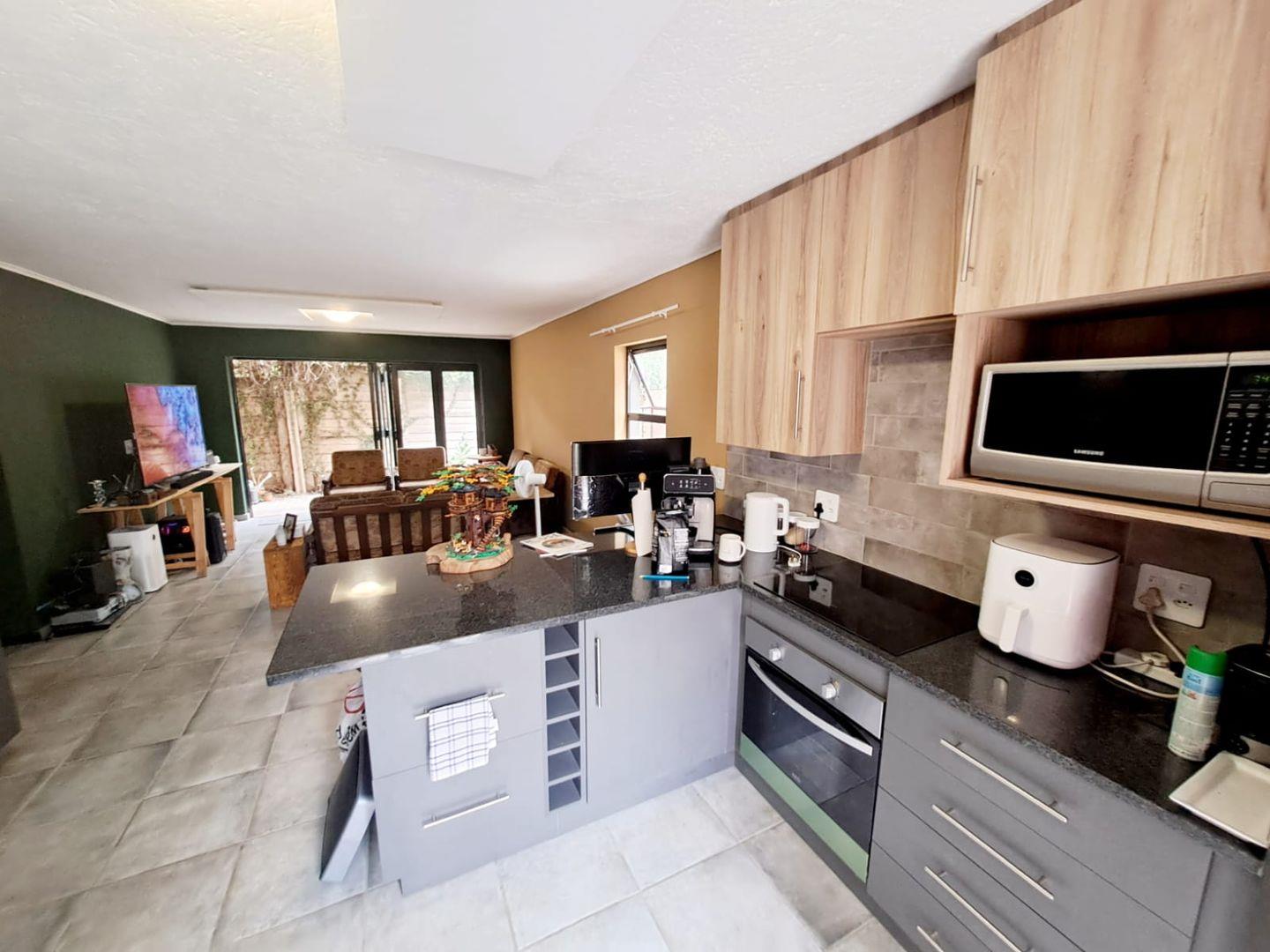 2 Bedroom Apartment / flat for sale in Mayville P24114238030