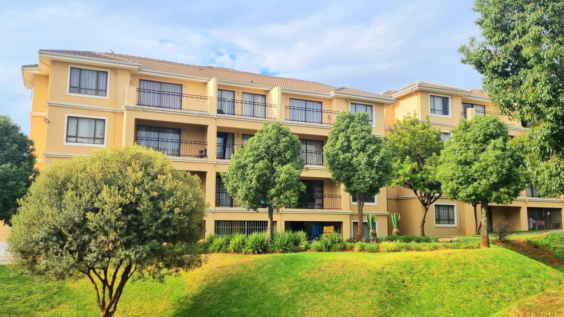 2 Bedroom Apartment / flat for sale in Erand Gardens 1 Looper Street