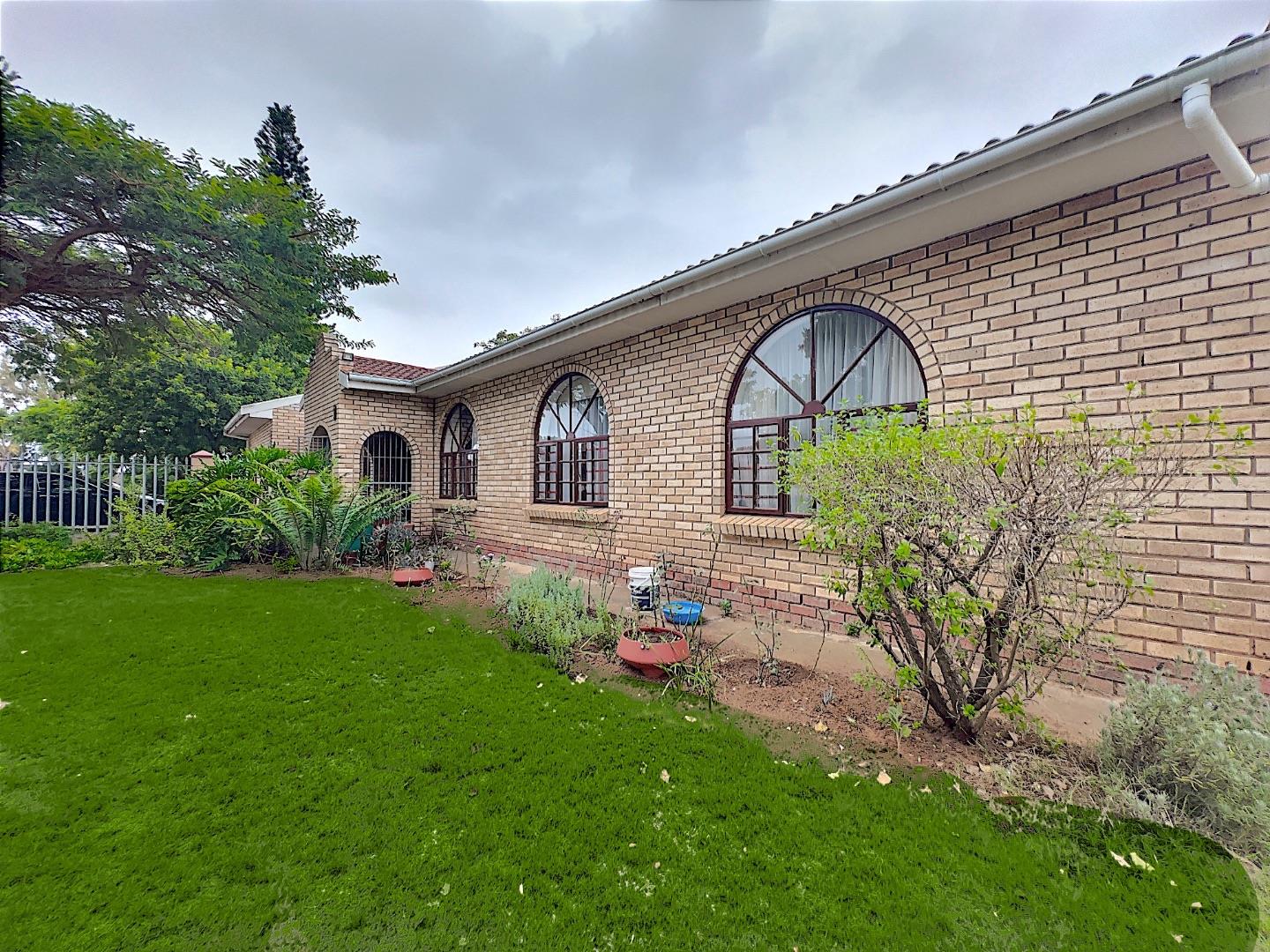 4 Bedroom House for sale in Vanes Estate 7 Elemans P24114237444