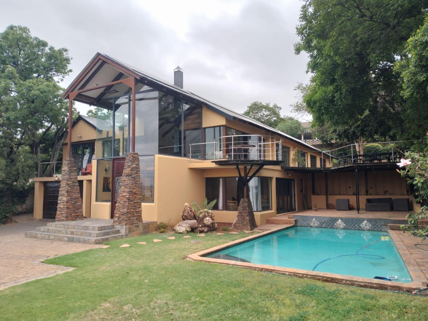 5 Bedroom House for sale in Lynnwood P24114239195