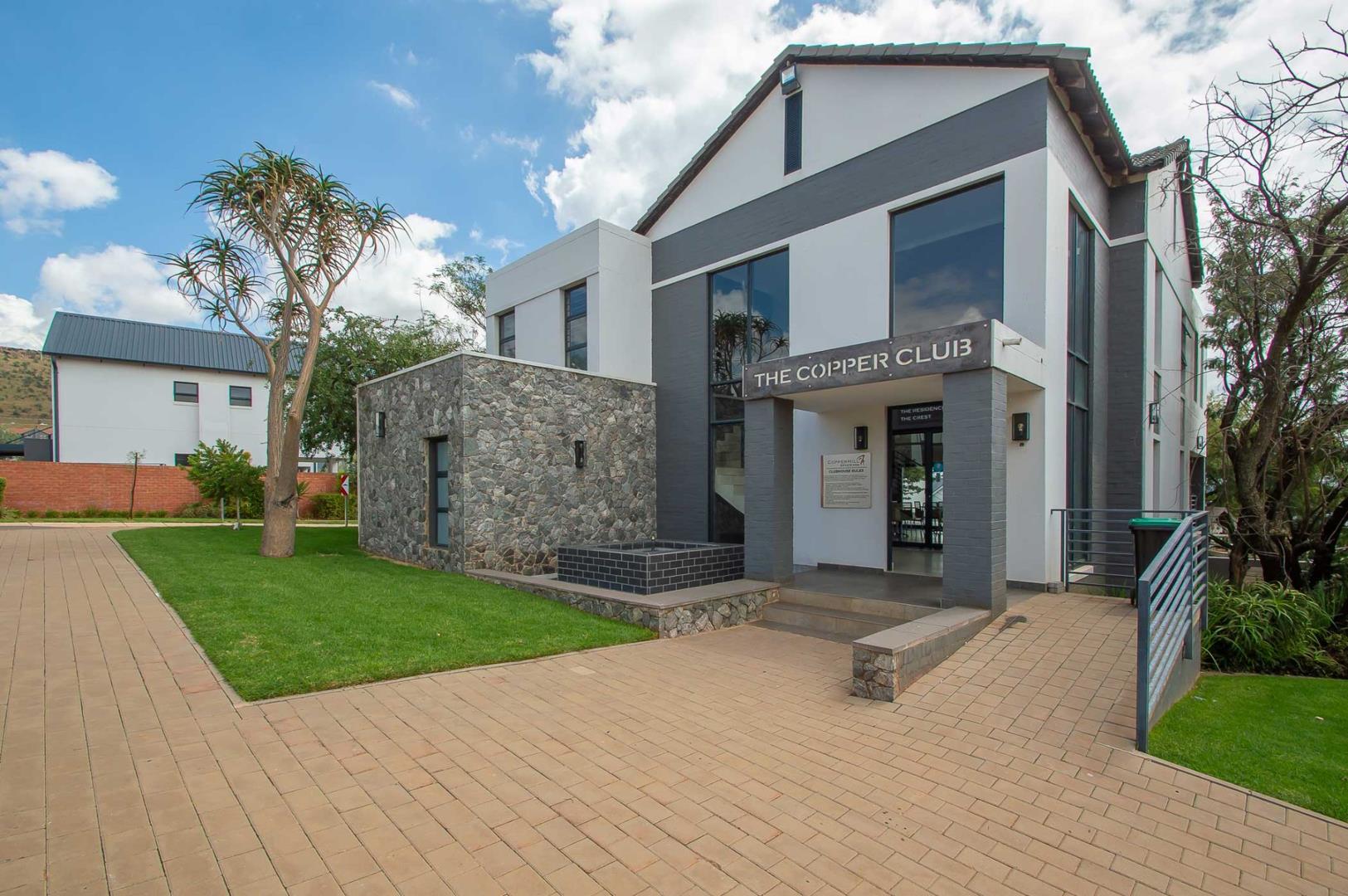 4 Bedroom House for sale in Pinehaven 12 Service Road P24114239705