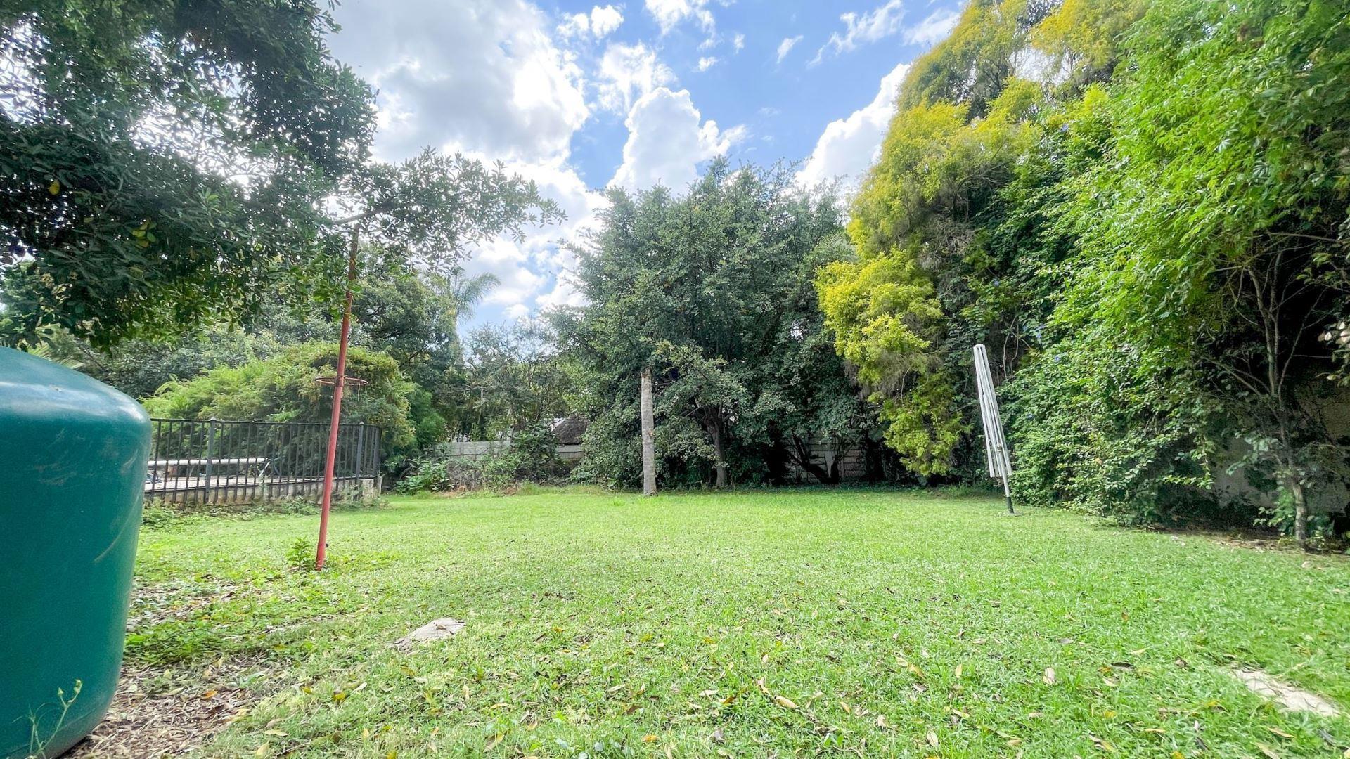 Vacant land / plot for sale in Menlo Park P24114239911