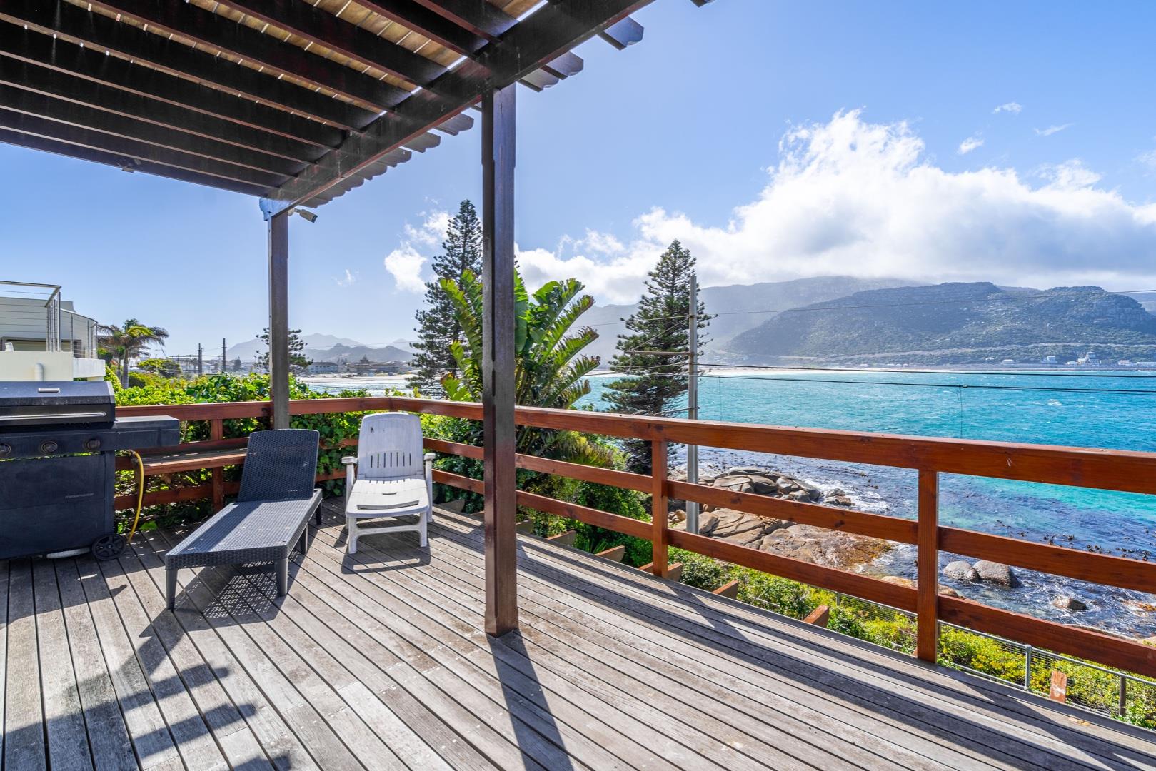 3 Bedroom Apartment / flat for sale in Fish Hoek 43 Simons Town Main