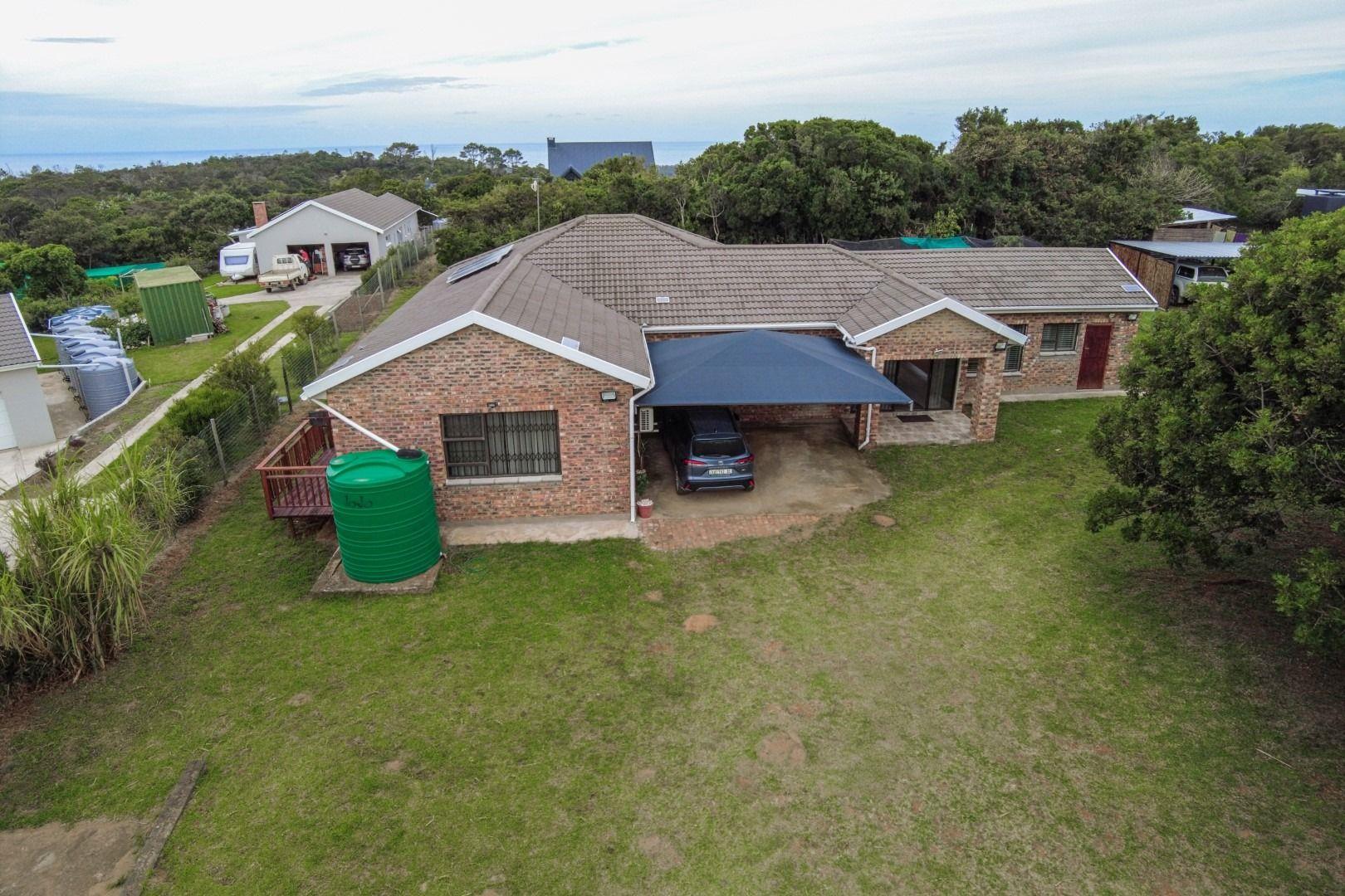 3 Bedroom House for sale in Gqunube Green Ecovillage P24114243405