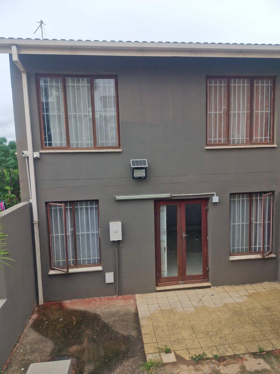 3 Bedroom House for sale in Newlands West P24114243615