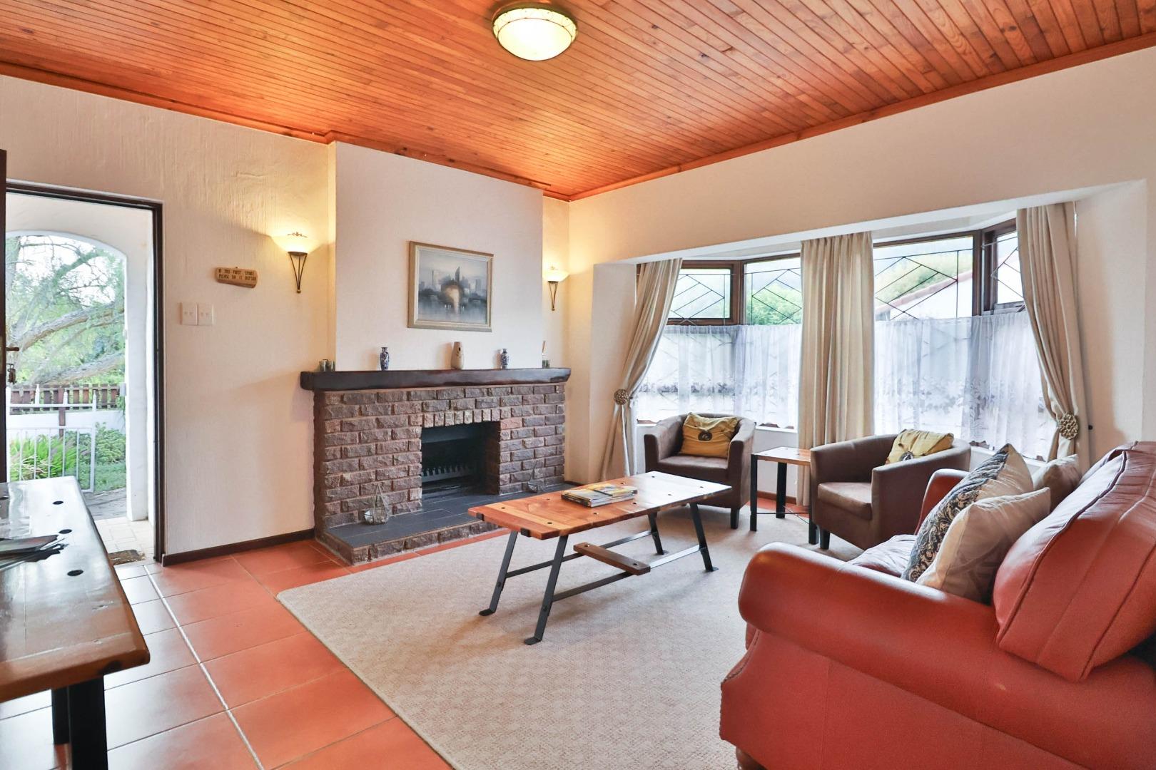 2 Bedroom House for sale in Sedgefield Central 1 El Toro Street P24114244173