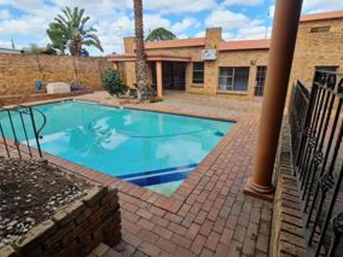 4 Bedroom House for Sale in Sunninghill
