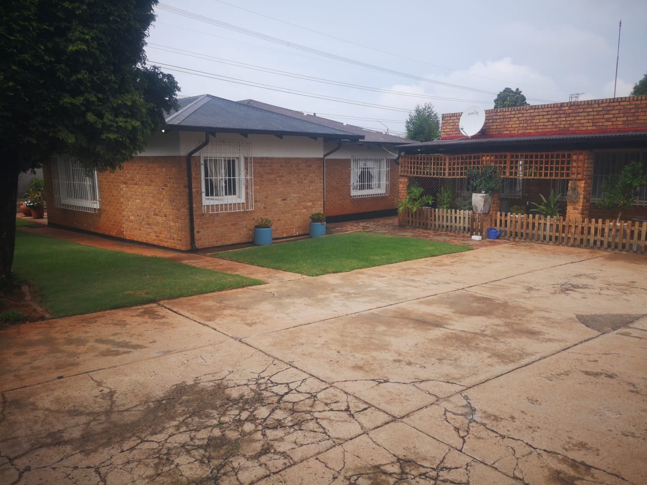 6 Bedroom House for sale in Primrose Hill 39 Lobelia Road P24114248373