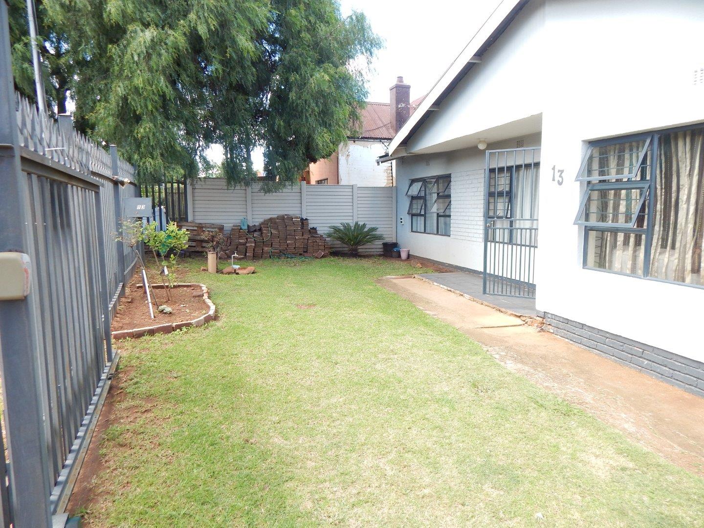 3 Bedroom House for sale in Krugersdorp North 13 Wishart Avenue P24