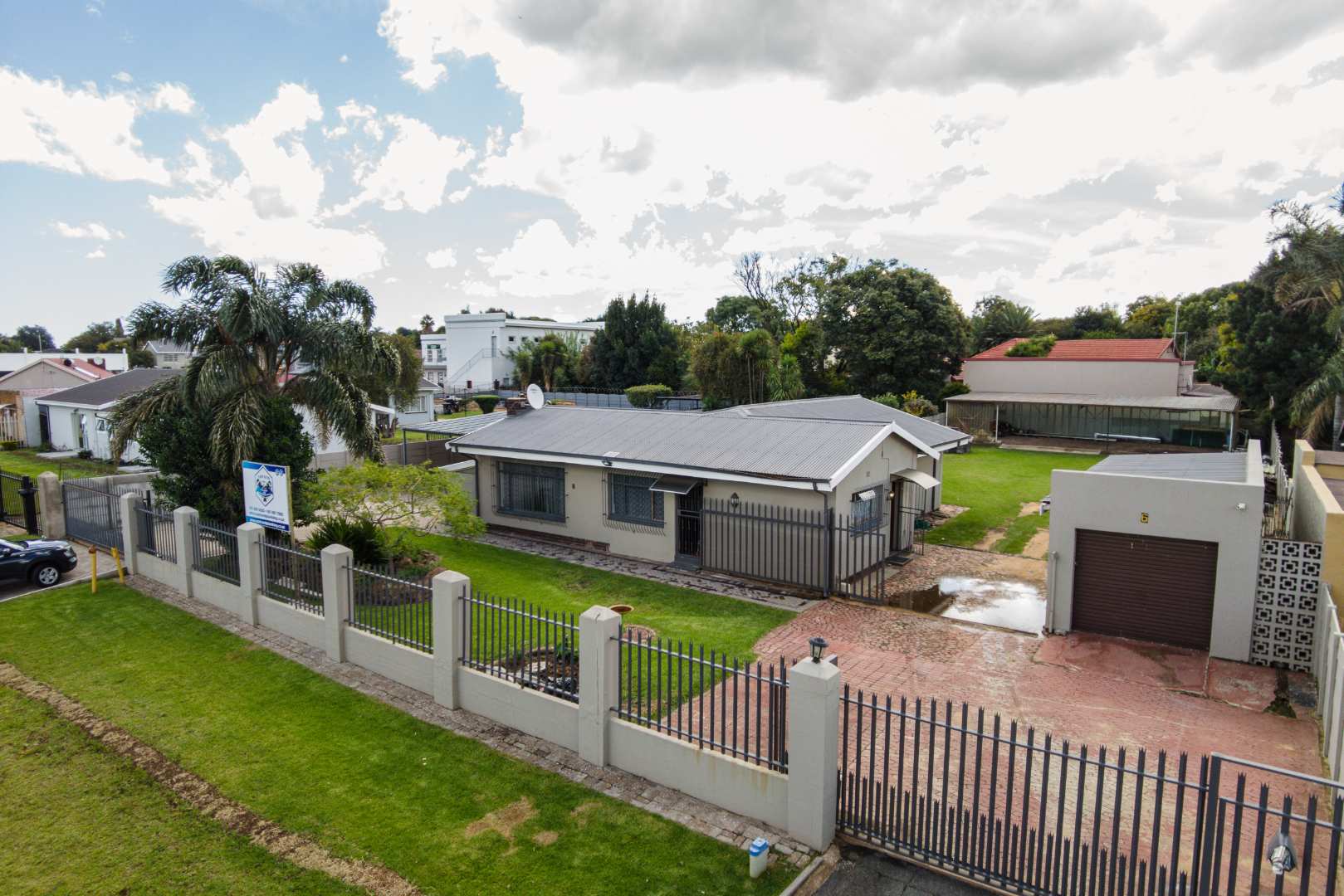 3 Bedroom House for sale in Boksburg West P24114253409