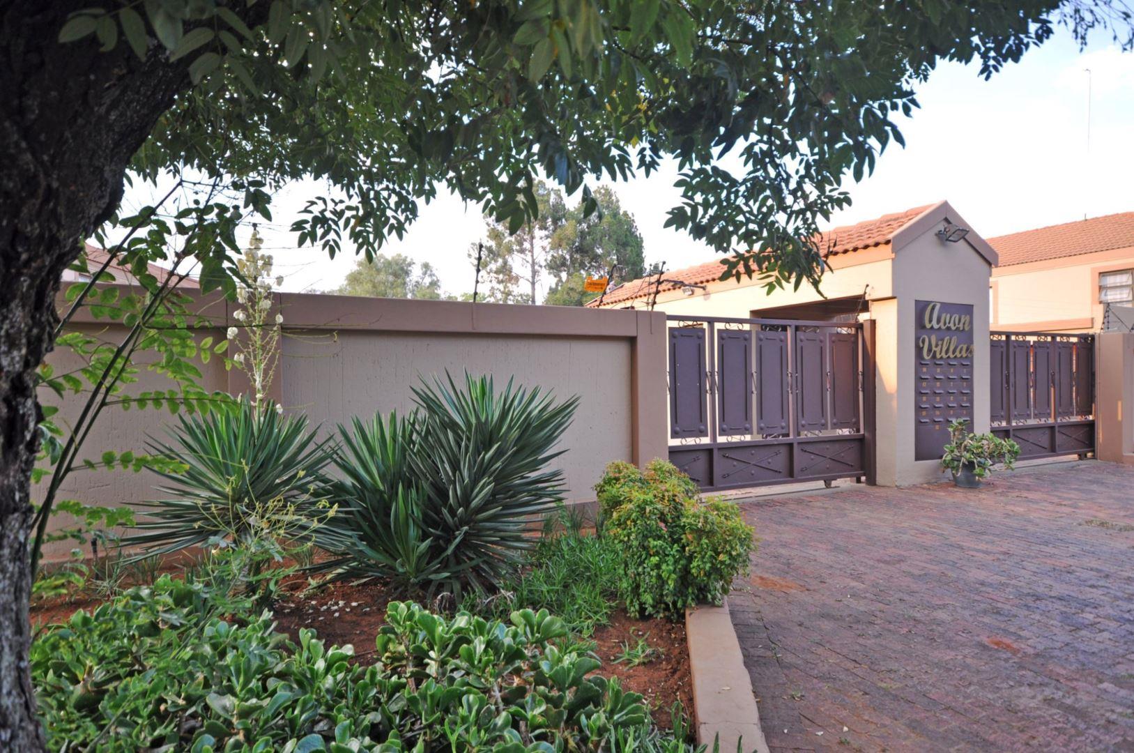 Three Rivers Proper Property Townhouses for sale in Three Rivers Proper Page 2