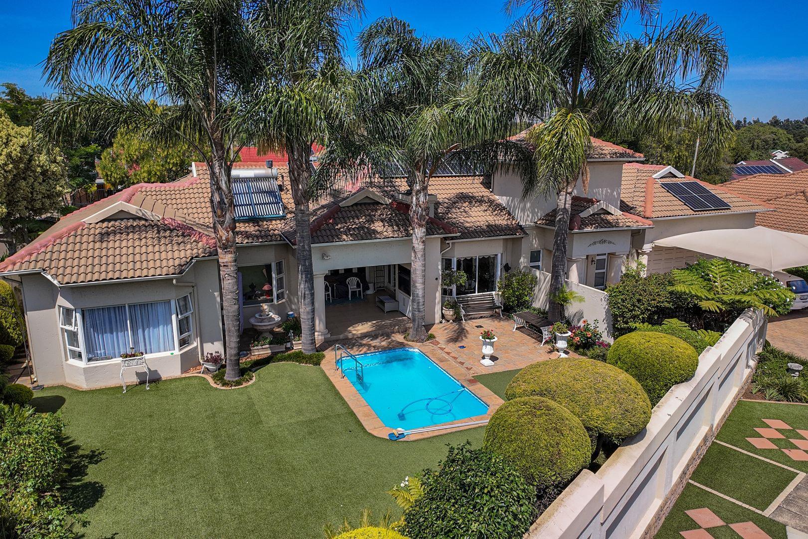 3 Bedroom House for sale in Dunvegan P24114253918