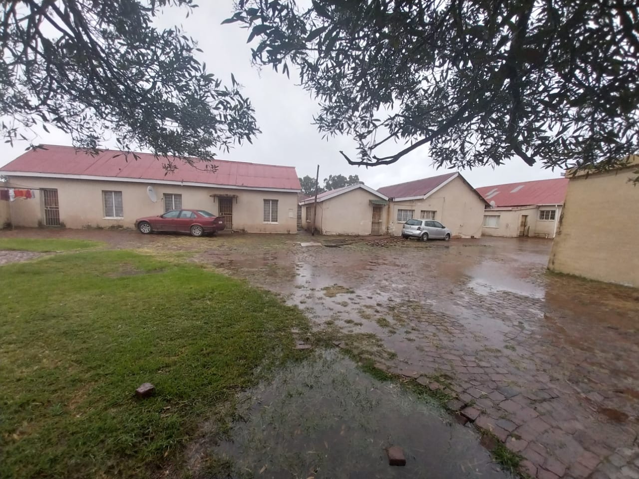 28 Bedroom House for sale in Modder East P24114253967