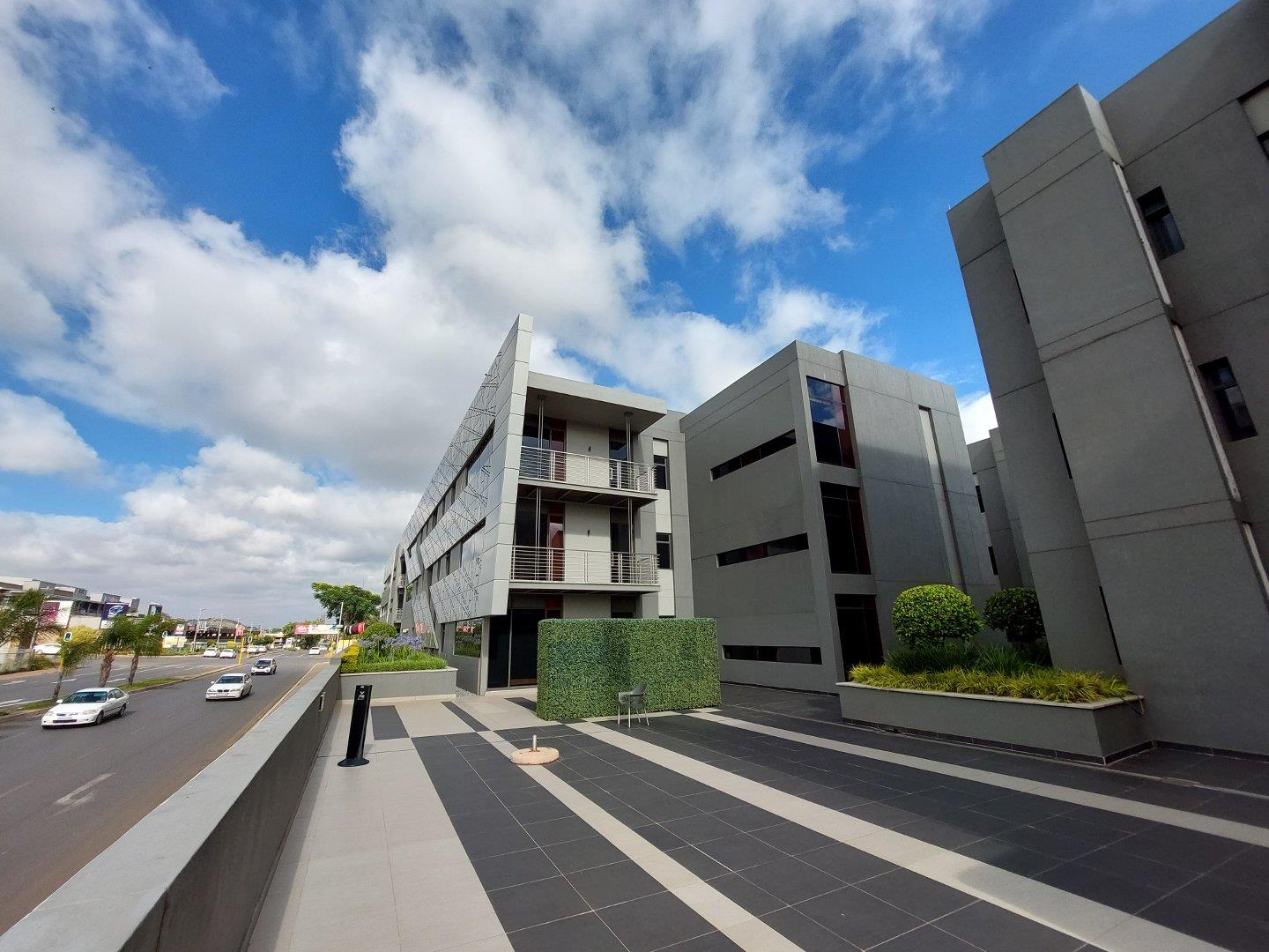 Commercial property to rent in Bedfordview 2 Arbroath Road P24