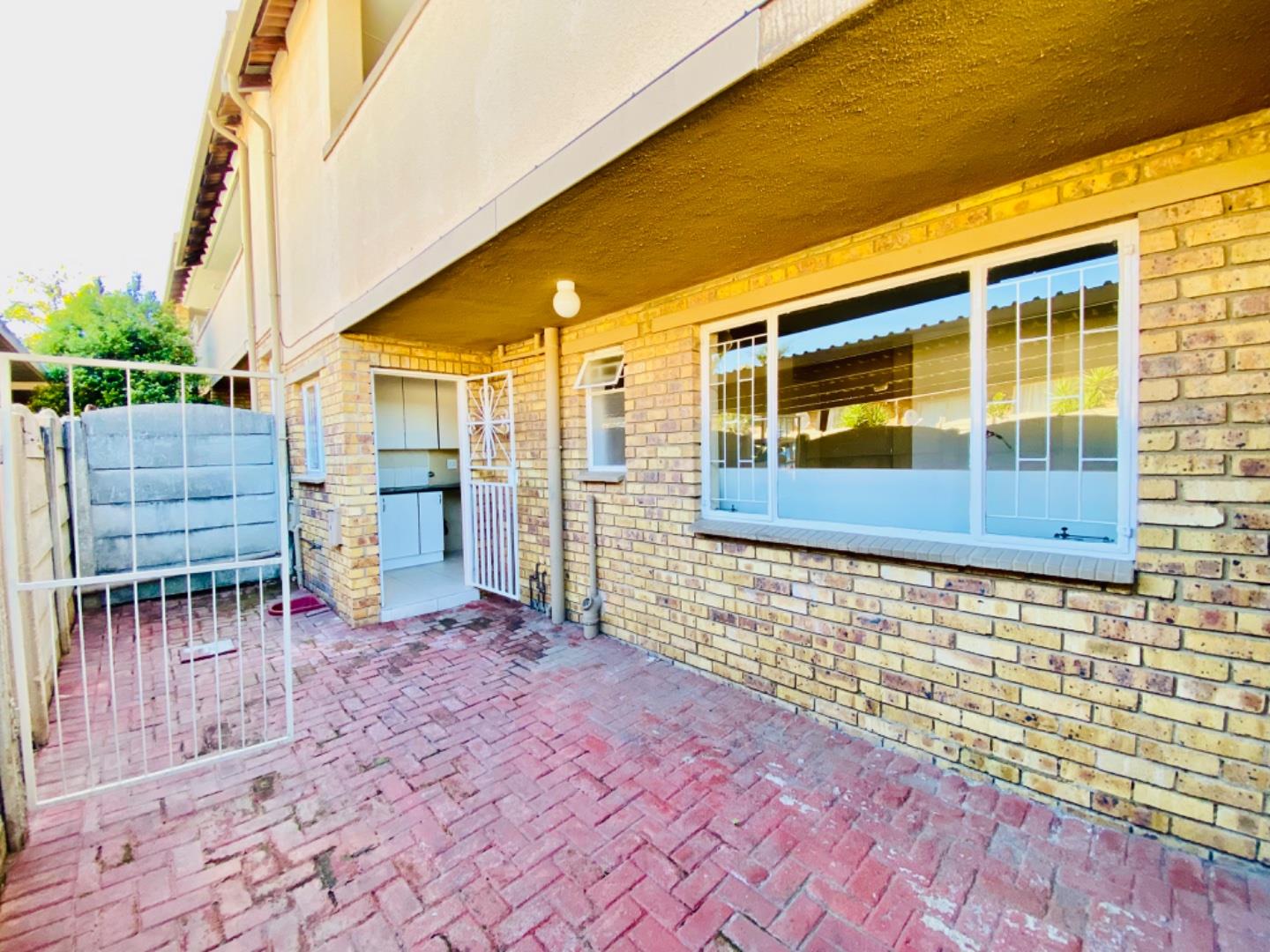 Birch Acres Property Townhouses to rent in Birch Acres