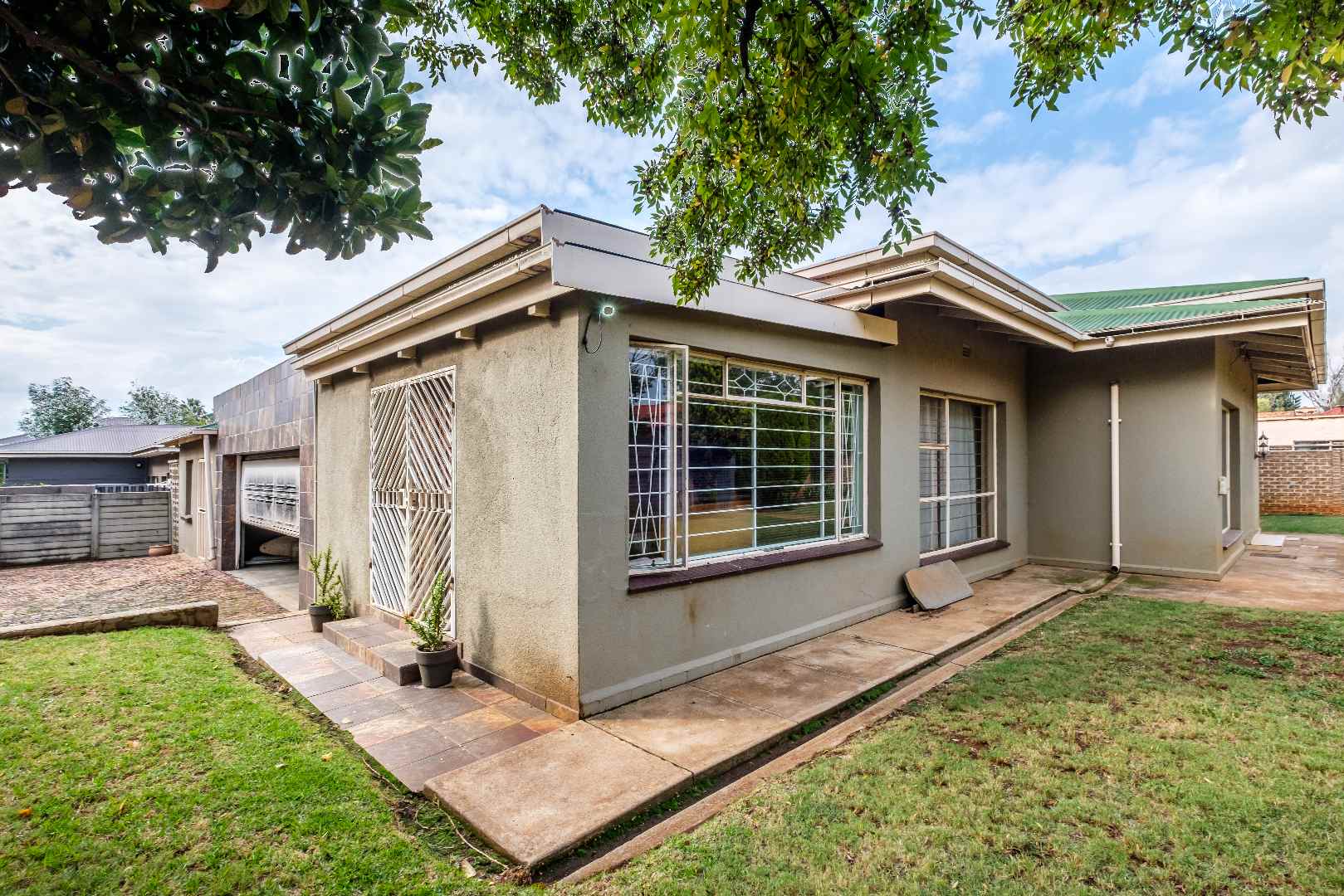 Cinderella Property Property and houses for sale in Cinderella