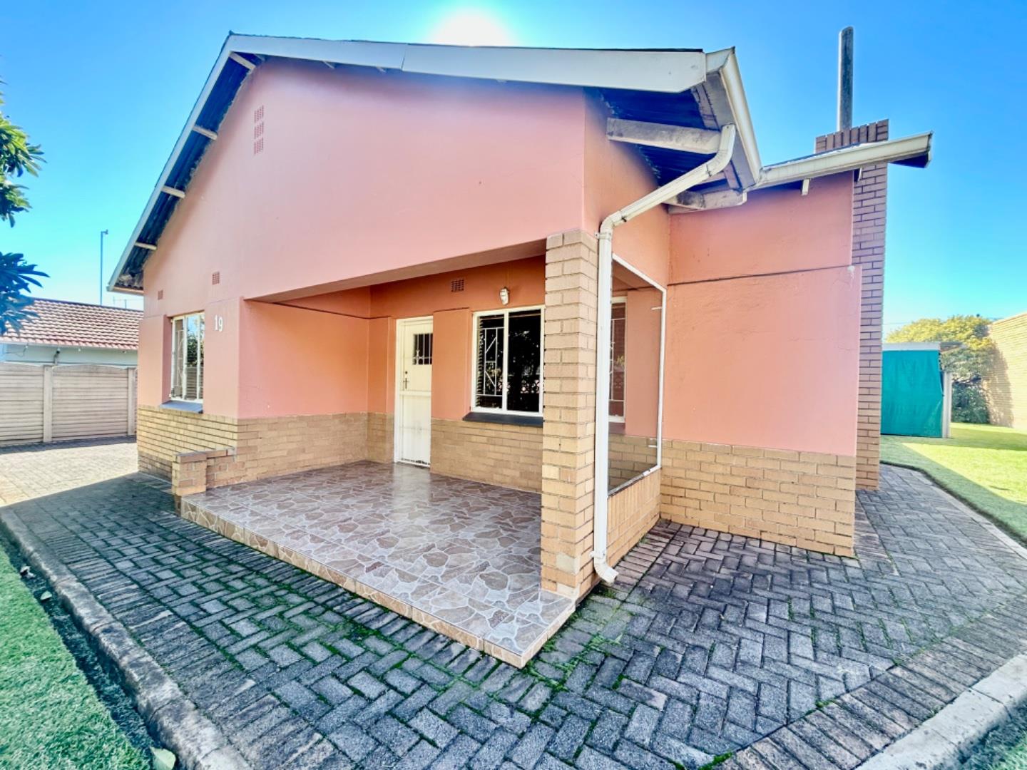 3 Bedroom House for sale in Vanderbijlpark CW 6 P24114257664