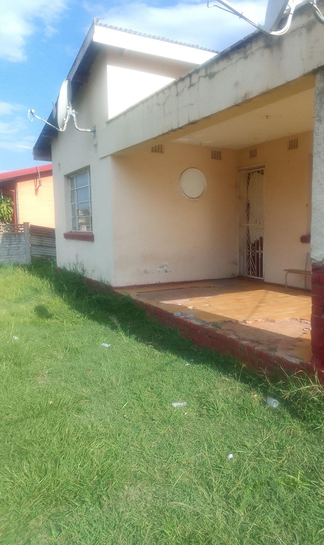 3 Bedroom House for sale in Leonardsville P24114259373