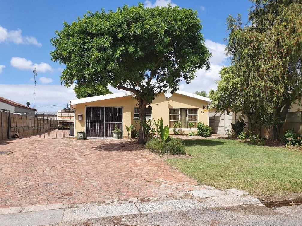 Windsor Park, Kraaifontein Property Property and houses for sale in Windsor Park, Kraaifontein