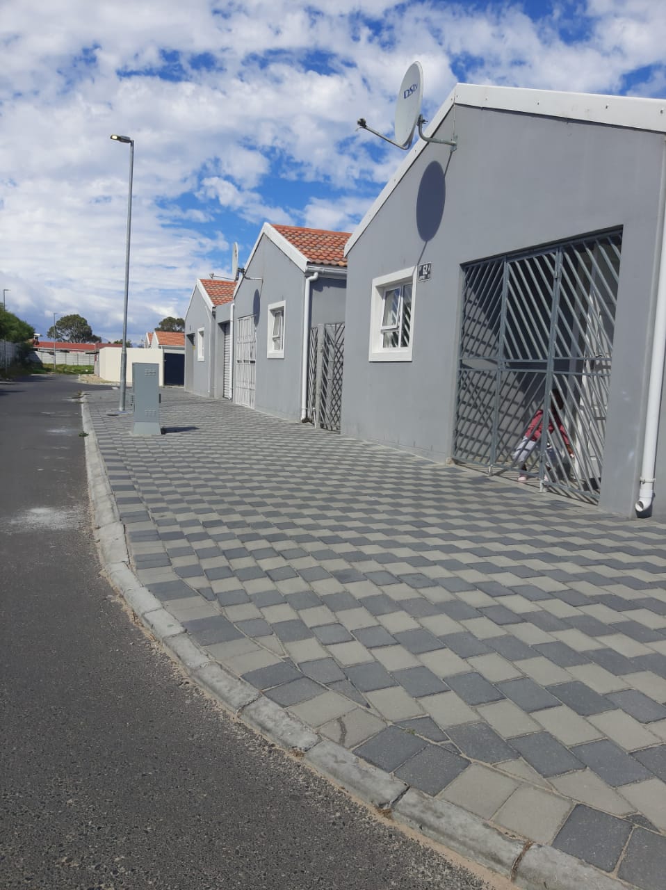 3 Bedroom House for sale in Silwood Heights P24114262975