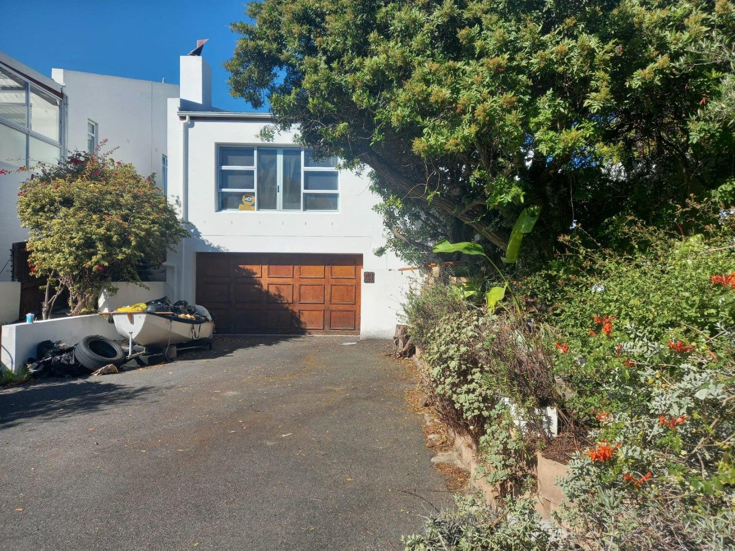 Marina Da Gama Property Property and houses for sale in Marina Da